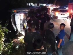 Mobil Boks Terguling di Jalur Banjar-Pangandaran, Sopir Terjebak Dua Jam