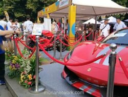 Kejagung Pamerkan Ferrari hingga Tas Mewah Hasil Rampasan Korupsi di Car Free Day Jakarta