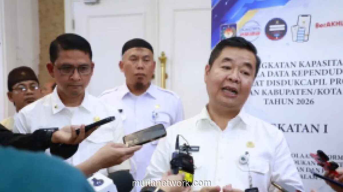 Dirjen Dukcapil Tegaskan KTP-el Masih Wajib untuk Check-in Hotel, Bantah Isu Larangan Fotokopi