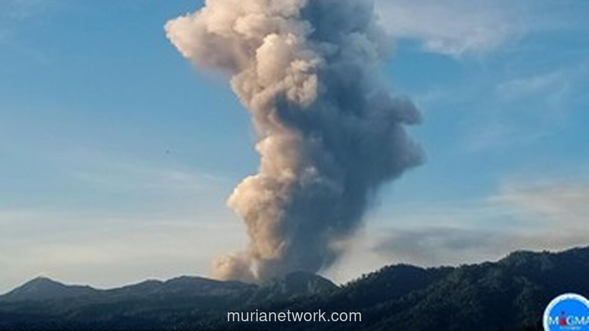 Gunung Dukono Meletus, Tiga Tewas Termasuk Dua WNA Singapura