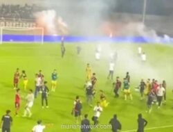 Pemain Muda Persib Dion Mark Bela Rekan yang Ditendang Suporter saat Kericuhan di Parepare