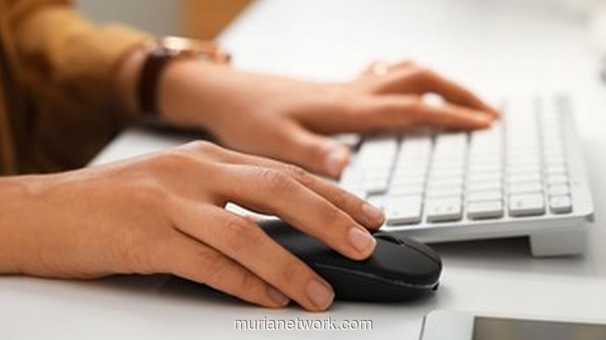 Kemenaker Tegaskan Pekerja yang Masuk saat Libur Nasional Wajib Dapat Upah Lembur