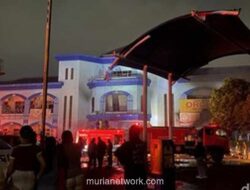Kebakaran Hebat Landa Metro Sport Center Semarang, Kerugian Capai Rp5 Miliar