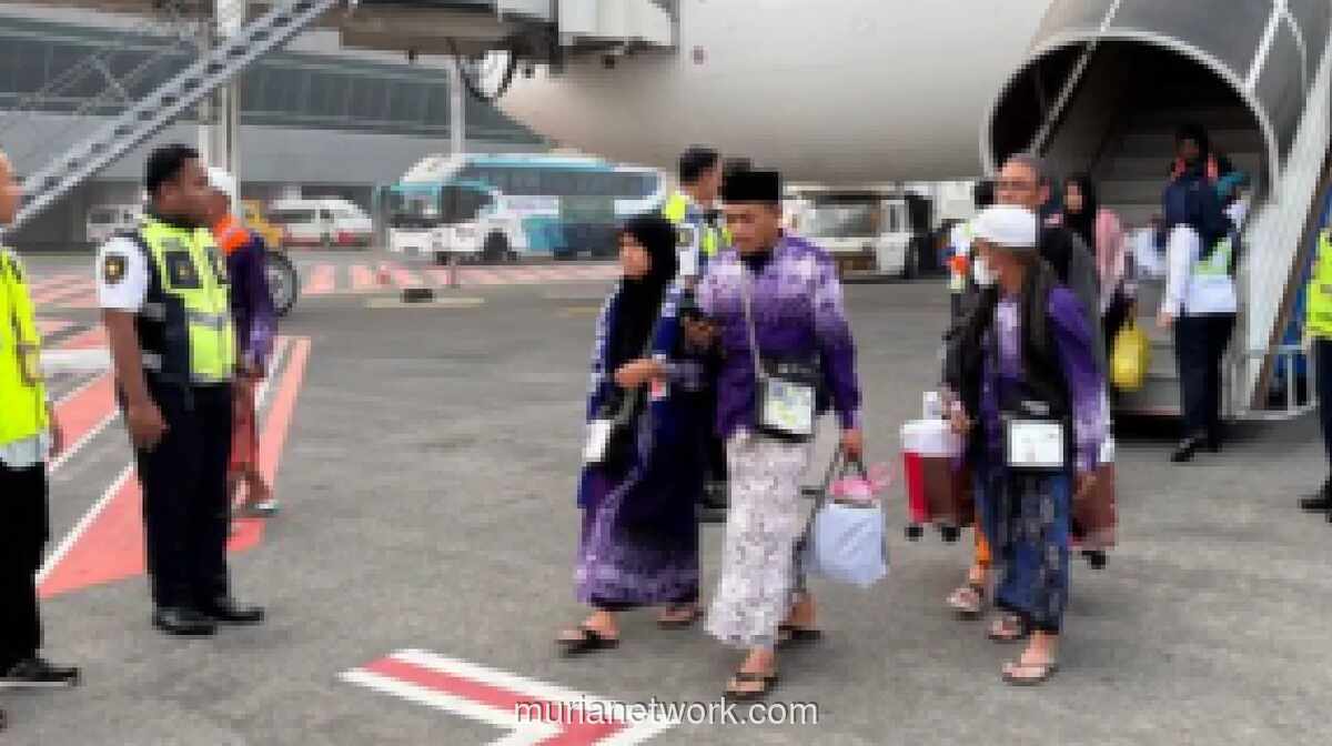 Embarkasi Surabaya Tuntaskan Pemberangkatan 43.998 Jemaah Haji 2026