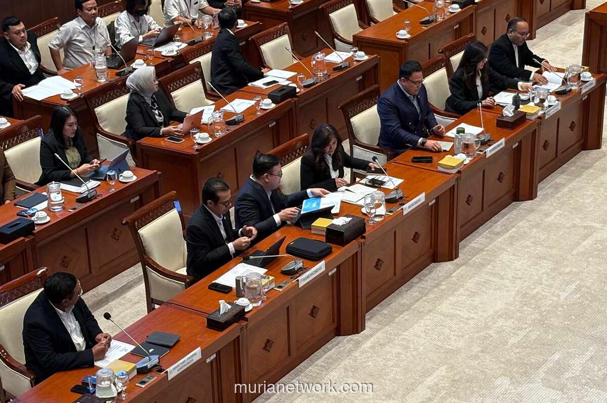 Pemerintah Wajibkan Pengguna Media Sosial Cantumkan Nomor Telepon demi Identitas Digital yang Akuntabel