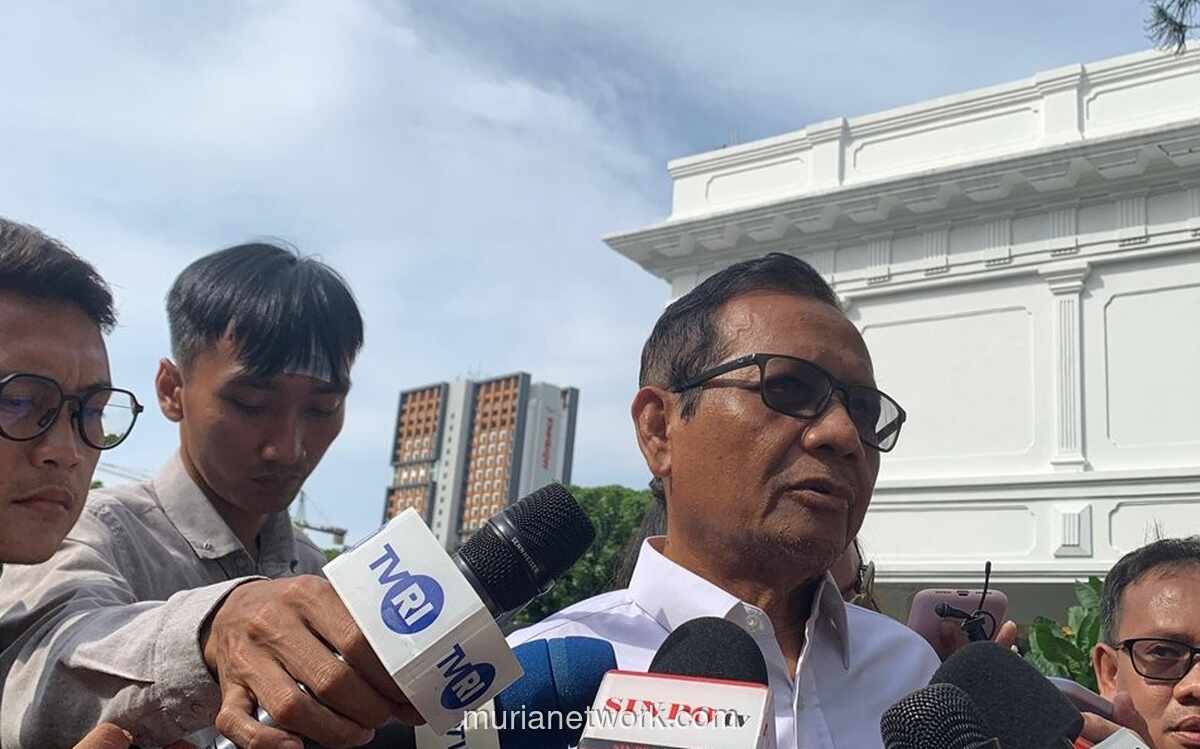 Komisi Reformasi Polri Serahkan Laporan Rekomendasi Setebal 3.000 Halaman ke Presiden Prabowo