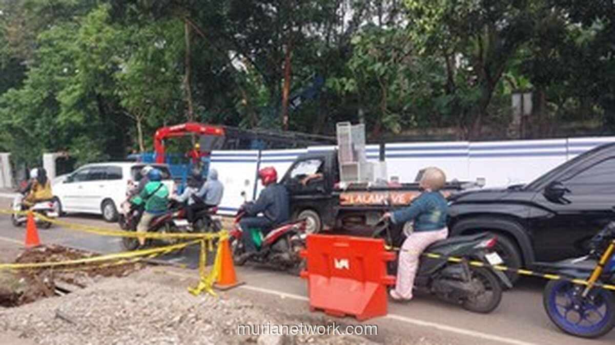 Dua Lajur Jalan Lenteng Agung Kembali Dilalui Usai Amblas, Perbaikan Ditargetkan Rampung Tiga Hari