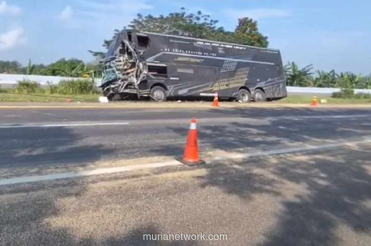 Kecelakaan Maut di Tol Cipali, Satu Tewas dan Belasan Luka Akibat Bus Tabrak Truk