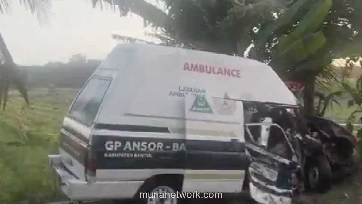 Sopir Ambulans Tewas Usai Tabrakan dengan Truk Gula di Purworejo
