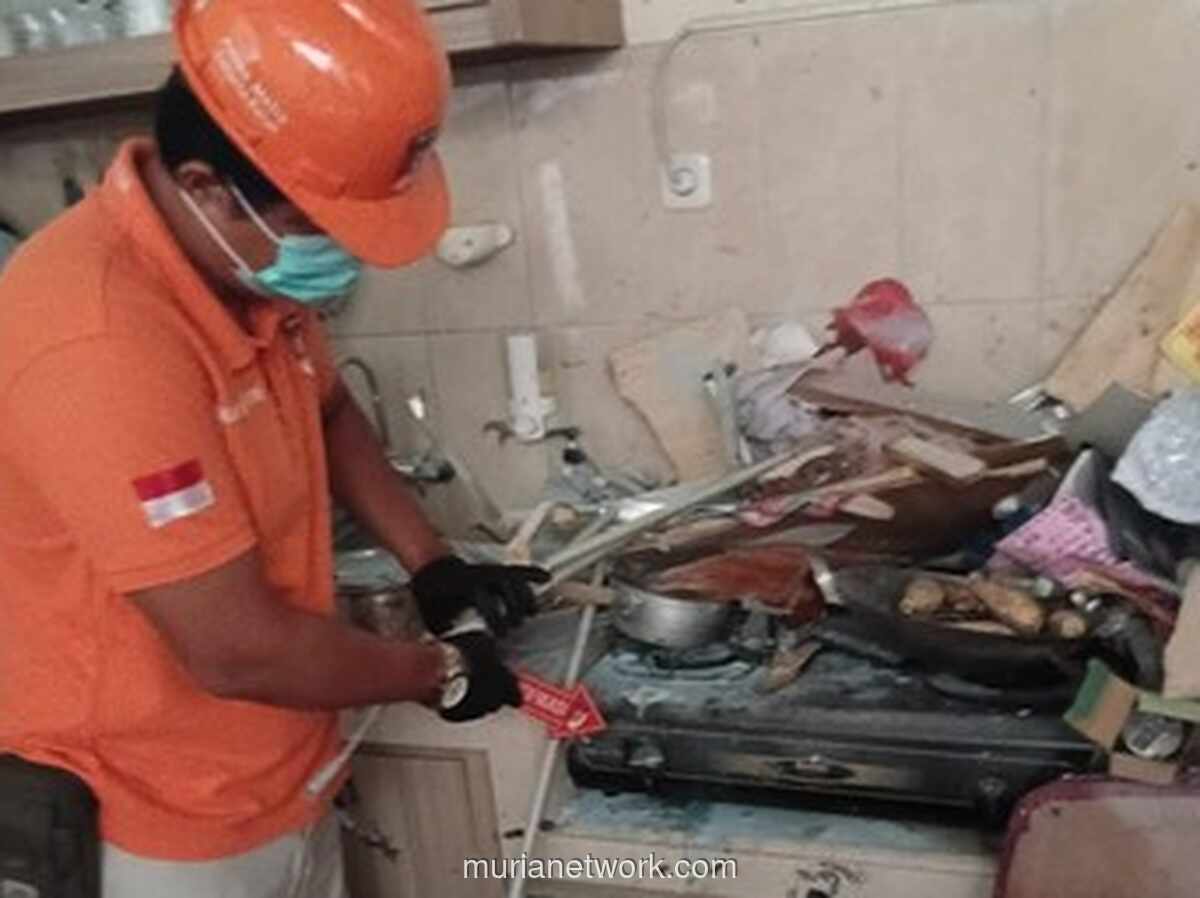 Ledakan Gas di Tambora Hancurkan Satu Rumah, Seorang Lansia Dilarikan ke RS