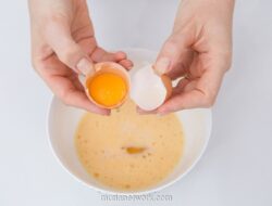 Kuning Telur, Superfood Dapur yang Bisa Atasi Rambut Rontok dan Kering