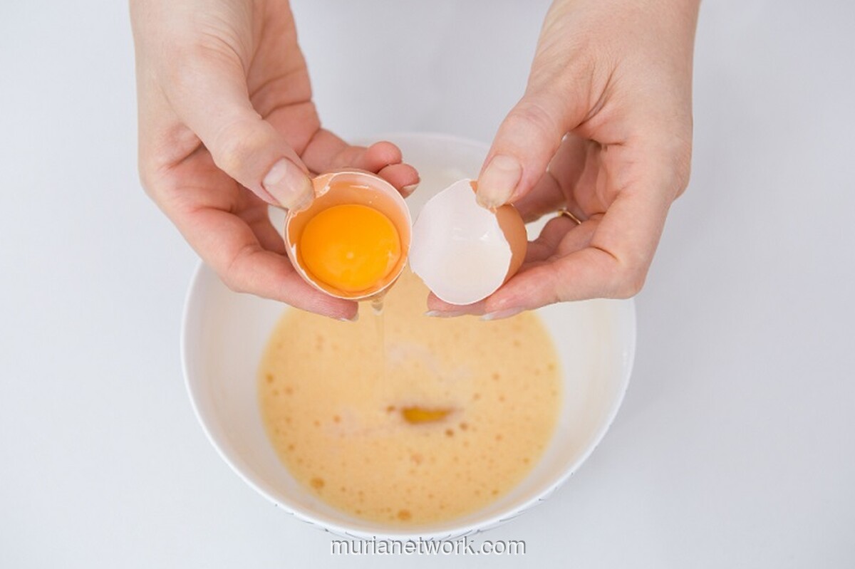 Kuning Telur, Superfood Dapur yang Bisa Atasi Rambut Rontok dan Kering