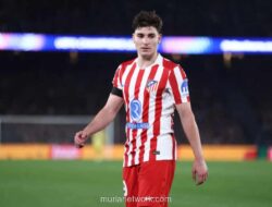 Simeone Akui Tak Tahu Langkah Julian Alvarez, Spekulasi Hengkang Makin Kuat