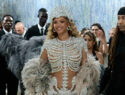 Penembakan di Dekat Gedung Putih Warnai Kontras Met Gala 2026 di New York