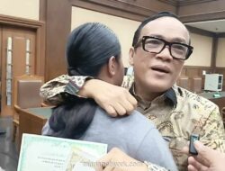 Hakim Beri Waktu Eks Wamenaker Noel Bertemu Anak di Sidang, Momen Haru Warnai Persidangan Korupsi