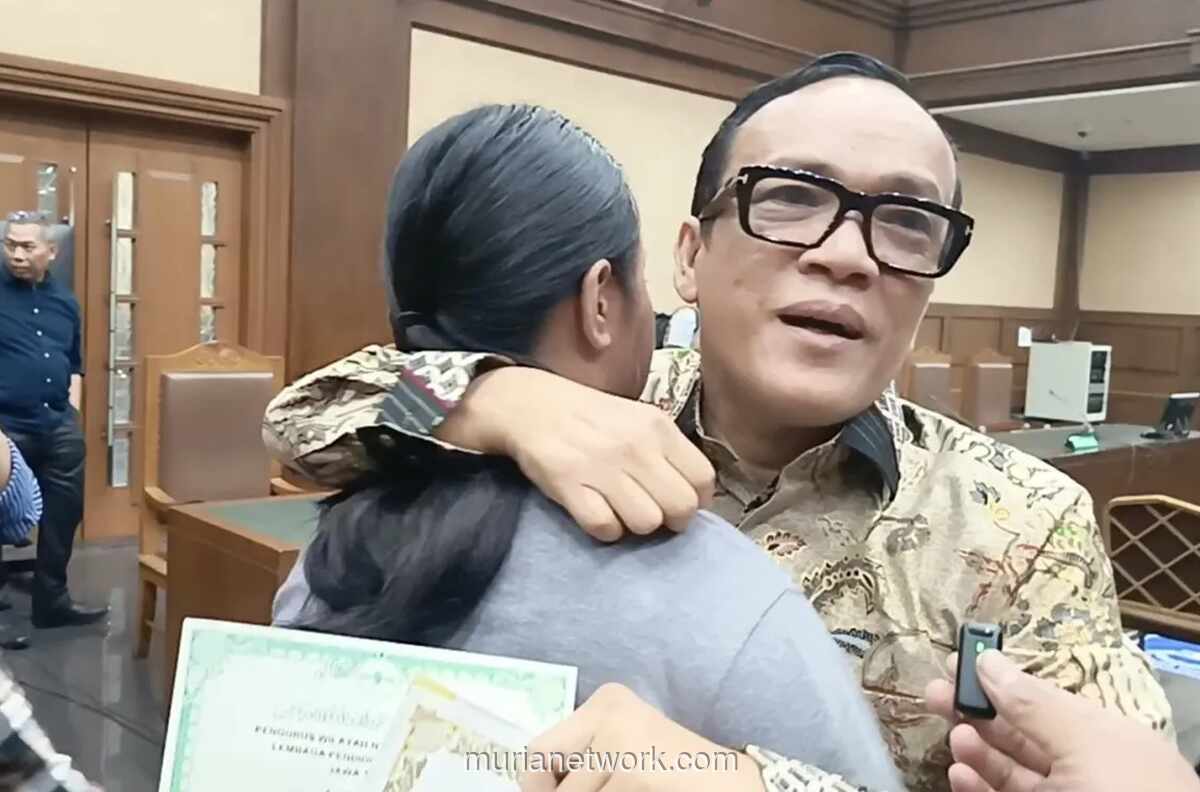 Hakim Beri Waktu Eks Wamenaker Noel Bertemu Anak di Sidang, Momen Haru Warnai Persidangan Korupsi