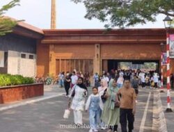 Libur Panjang Kenaikan Yesus Kristus, TMII Dipadati Wisatawan sejak Pagi