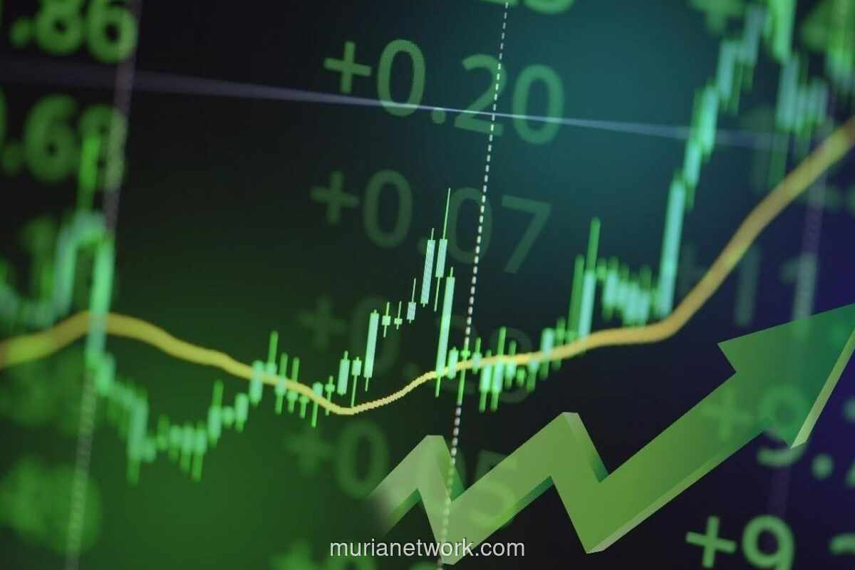 IHSG Ditutup Menguat 1,22 Persen ke 7.057, Didorong Sektor Barang Baku dan Keuangan