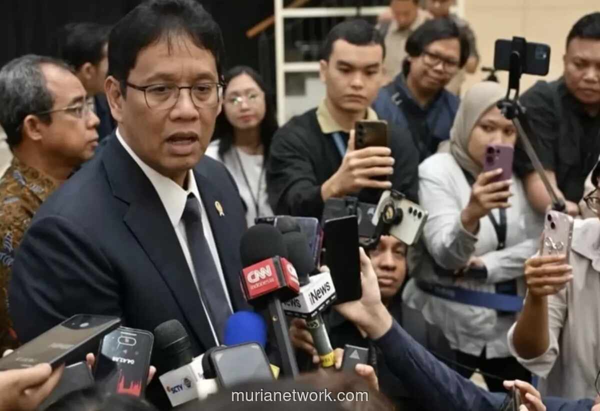 Menkeu Belum Nonaktifkan Dirjen Bea Cukai Meski Namanya Muncul di Dakwaan Suap Blueray Cargo