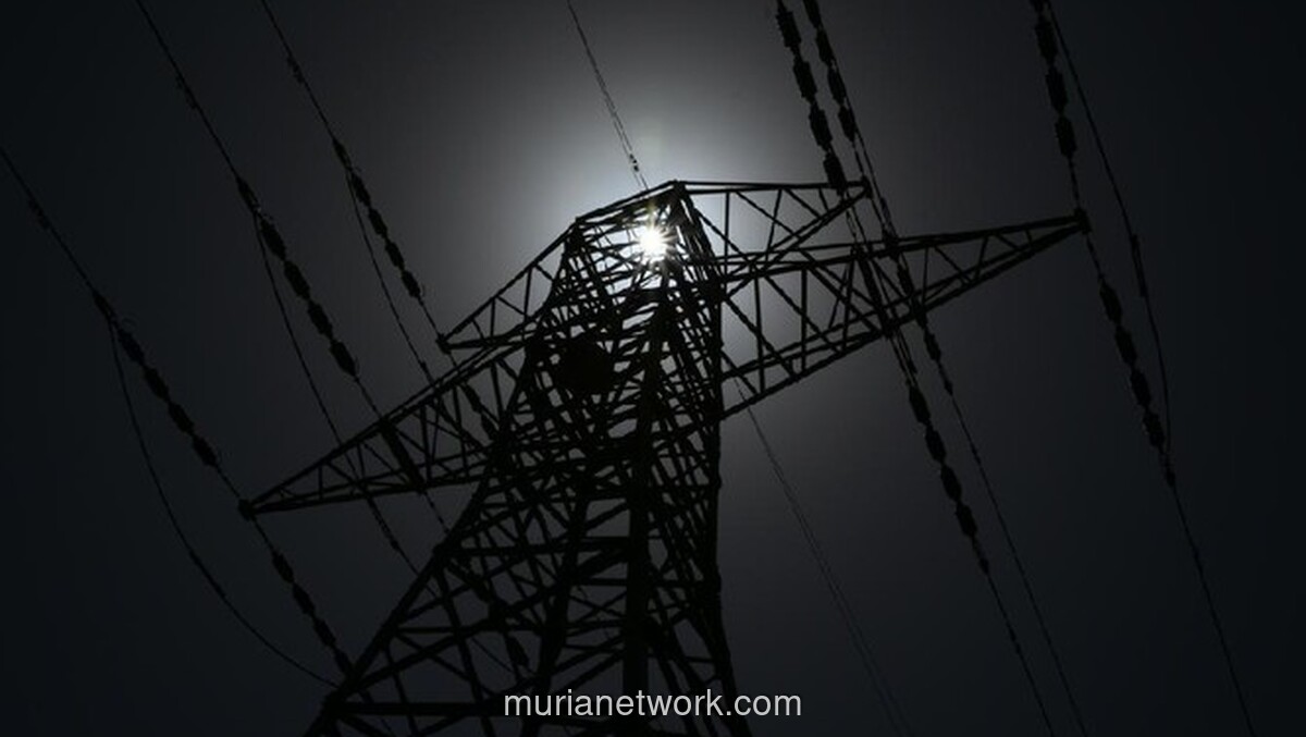 Angin Kencang Diduga Jadi Pemicu Utama Blackout Listrik di Sumatera