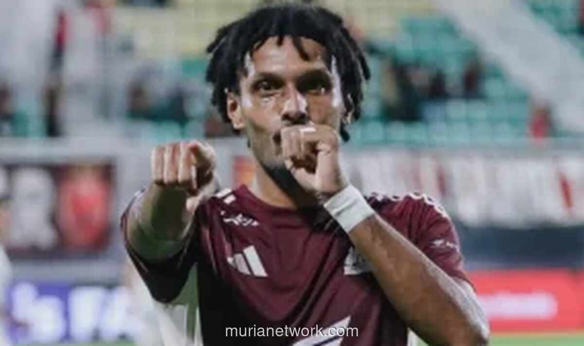 Pamit Usai Bela Persebaya Enam Bulan, Bek Brasil Gustavo Fernandes Resmi Hengkang