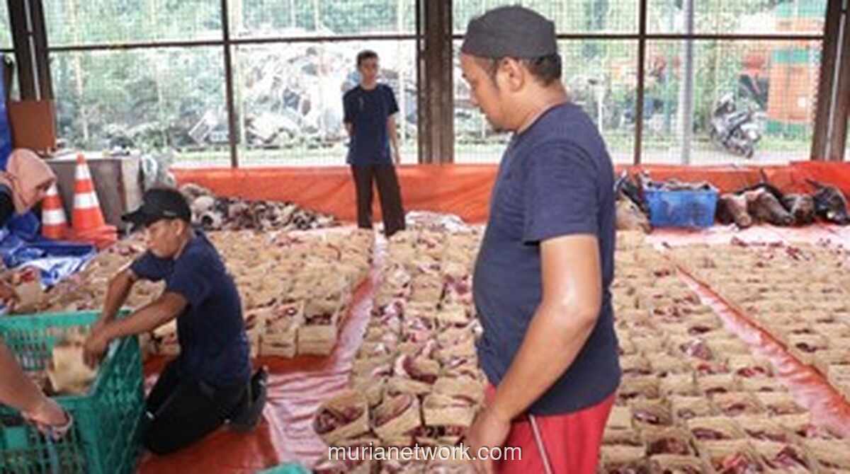 Pemprov DKI Imbau Warga Gunakan Wadah Ramah Lingkungan saat Bagikan Daging Kurban