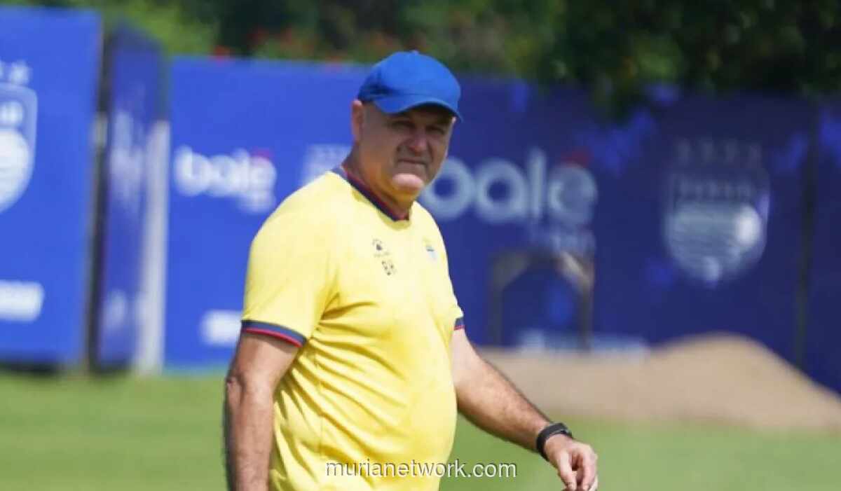 El Clasico Persija vs Persib Dipindah ke Stadion Segiri Samarinda, Hodak Pastikan Tim Siap Tempur