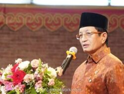 Menag Ajak Umat Buddha Jadikan Waisak Momentum Perkuat Perdamaian Dunia