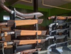 Lonjakan Permintaan Golok Jelang Iduladha, Kampung Pandai Besi di Bandung Raup Berkah Musiman