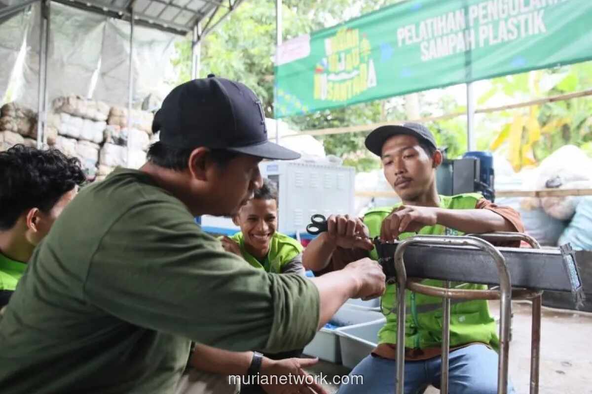 PGN Terapkan Ekonomi Sirkular dengan Kelola Sampah Plastik Jadi Produk Bernilai Guna