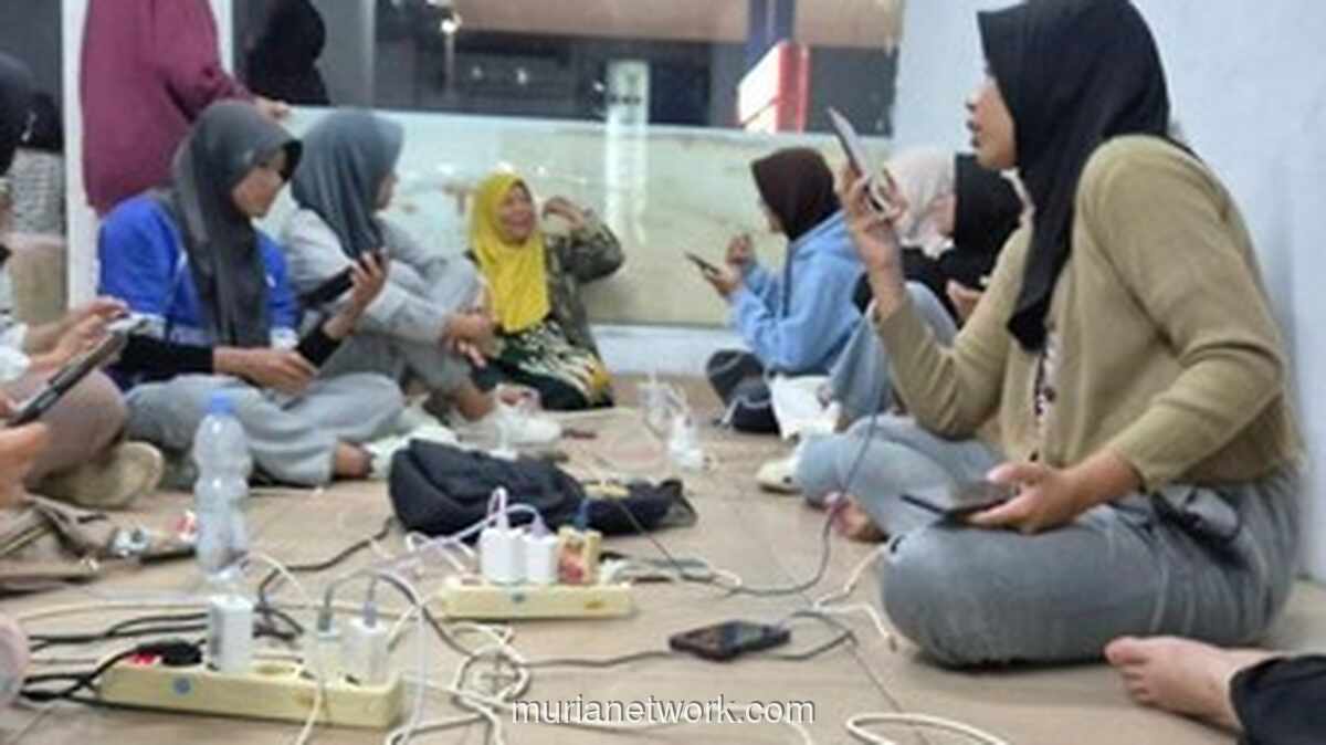 PLN Pulihkan Listrik di Sumatera Barat, 21 Gardu Induk Kembali Menyala