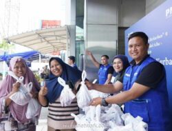 PNM Salurkan Daging Kurban ke 500 Penerima Manfaat di 18 Cabang