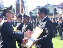 Polda Bali Beri 23 Penghargaan ke Personel dan Satuan Kerja Berprestasi