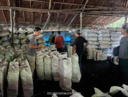 Polda Riau Bongkar Perusakan Hutan Mangrove di Kepulauan Meranti, Sita Ribuan Karung Arang Bakau Ilegal