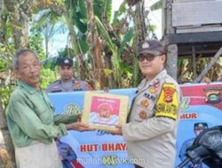 Polres OKU Timur Salurkan 1.948 Paket Sembako untuk Lansia dan Warga Kurang Mampu