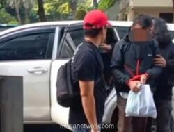 Pengemudi Taksi Online Rusak Mobil Pengendara Lain di Tol JORR, Ditangkap Polisi