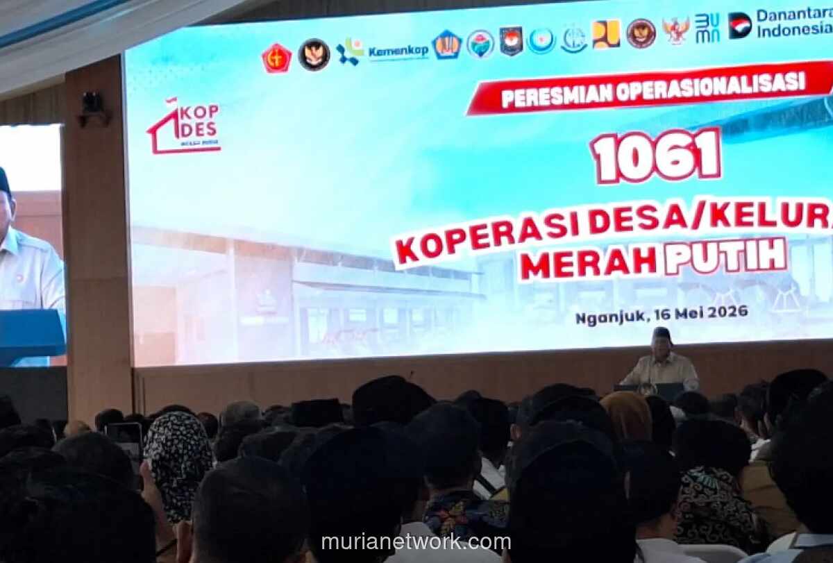 Prabowo Akui Program Makan Bergizi Gratis Hadapi Banyak Masalah, Ancam Copot Pejabat Nakal