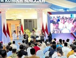 Prabowo Bantah Ekonomi RI Rawan Collapse, Sebut Rupiah Melemah tapi Rakyat di Desa Tak Pakai Dolar