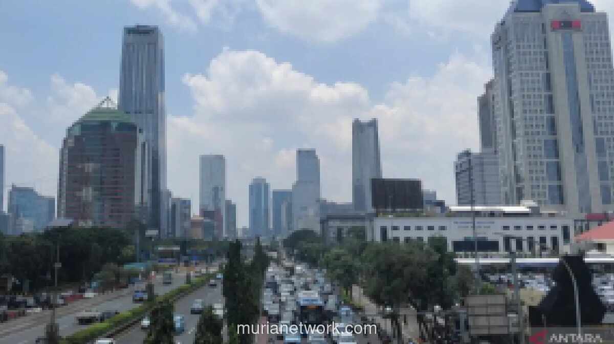 BMKG: Tiga Wilayah Jakarta Cerah Pagi Ini, Seluruh Ibu Kota Berawan Tebal Larut Malam