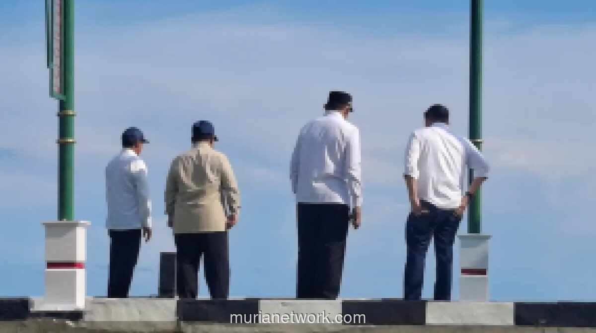 Presiden Prabowo Tinjau Dermaga Kampung Olalo Gorontalo Usai Resmikan Fasilitas Nelayan