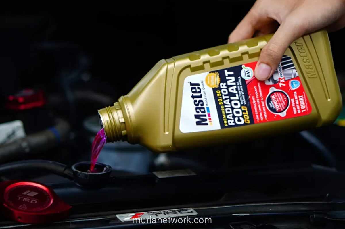 Master Radiator Coolant Gold 50/50 Diluncurkan untuk Jaga Suhu Ideal Baterai Mobil Listrik dan Hybrid