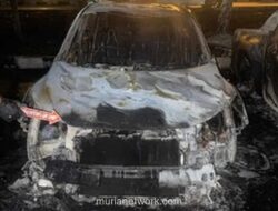 Kerusuhan Pecah di Stadion Lukas Enembe Usai Persipura Kalah, Suporter Rusak Fasilitas dan Bakar Kendaraan