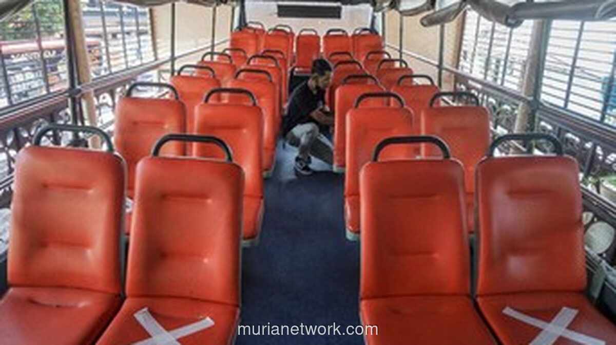 Penelitian Ungkap Alasan Ilmiah Kursi Tengah di Bus Sering Kosong Meski Banyak Penumpang Berdiri