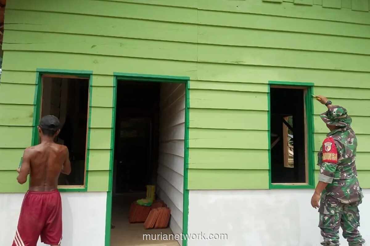 TMMD ke-128 Kodim 0420/Sarko Perbaiki Lima Rumah Tak Layak Huni di Desa Seko Besar
