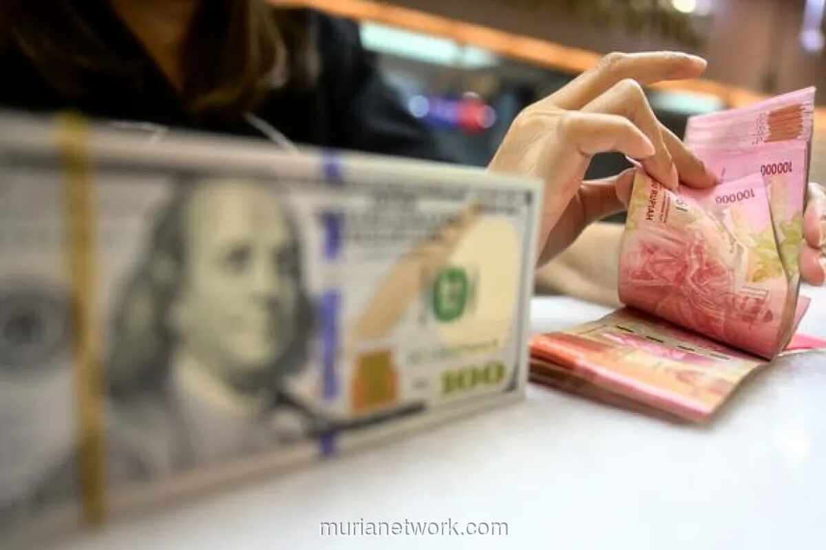 Rupiah Tembus Rp17.424 per Dolar AS, Pemerintah Sebut Tekanan Akibat Faktor Global dan Musiman