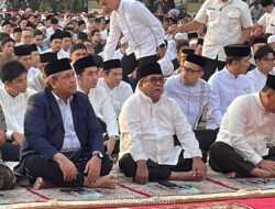 Ribuan Warga Salat Iduladha di Halaman Balai Kota Jakarta, Wagub Rano Karno Jadi Imam