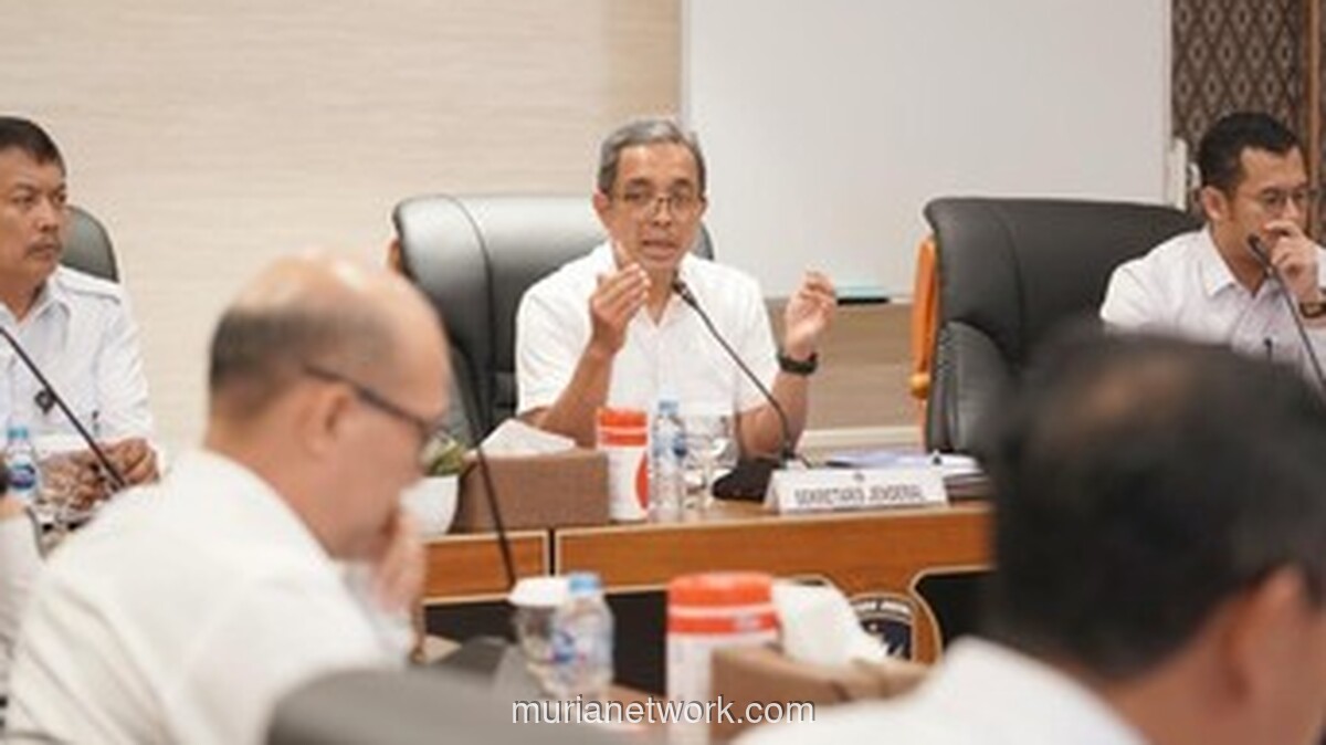 Sekjen Imipas Tinjau Lapas Garut, Puji Program Pakan Ayam Mandiri Karya Warga Binaan