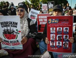 Menlu RI: 9 WNI Relawan Gaza Dibebaskan Israel, dalam Perjalanan Pulang via Turki
