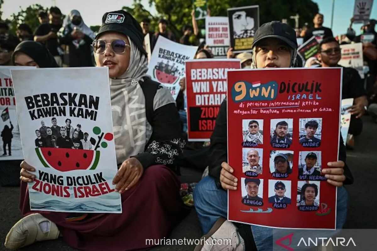 Menlu RI: 9 WNI Relawan Gaza Dibebaskan Israel, dalam Perjalanan Pulang via Turki