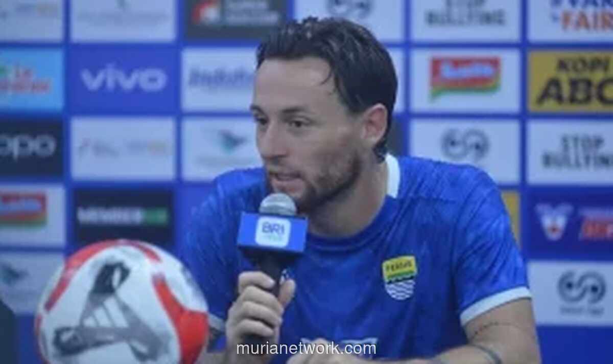 Persib Kunci Kemenangan Dramatis atas PSM, Klok Terlibat Insiden Dorong dengan Caretaker Tuan Rumah